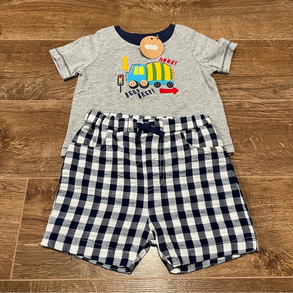 Mud Pie Gray Tee and Navy Checkered Shorts Set
